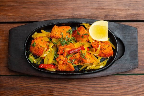 GARLIC TIKKA KARAHI Chicken or Lamb