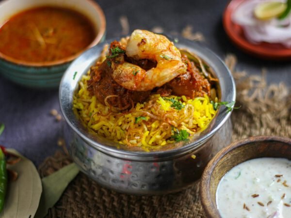 BALTI PRAWN Curry - Madras - Bhuna - Dansak